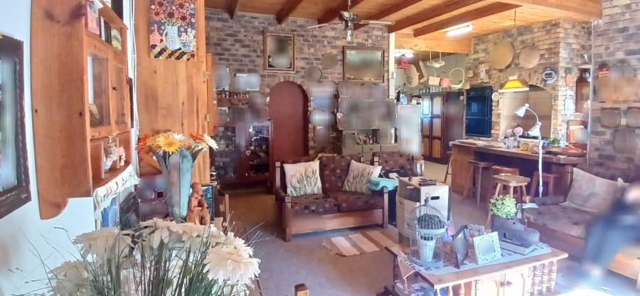 5 Bedroom Property for Sale in La Provance Free State